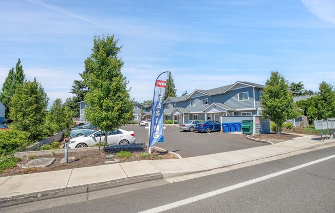 #411 PLYMOUTH APARTMENTS