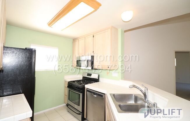 2 beds, 2 baths, $2,795