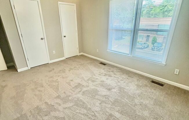 2 beds, 1.5 baths, 1,100 sqft, $1,090, Unit 719-D
