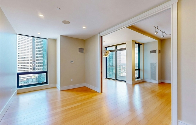 2 beds, 2 baths, 1,318 sqft, $6,400, Unit U2203