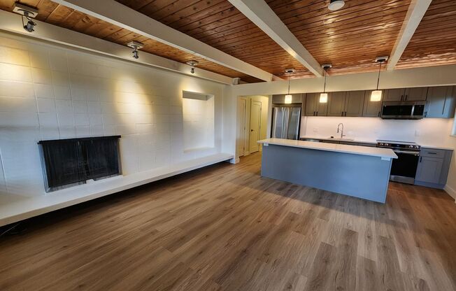 Beautifully remodeled 2 bed 1 bath unit in Boulder