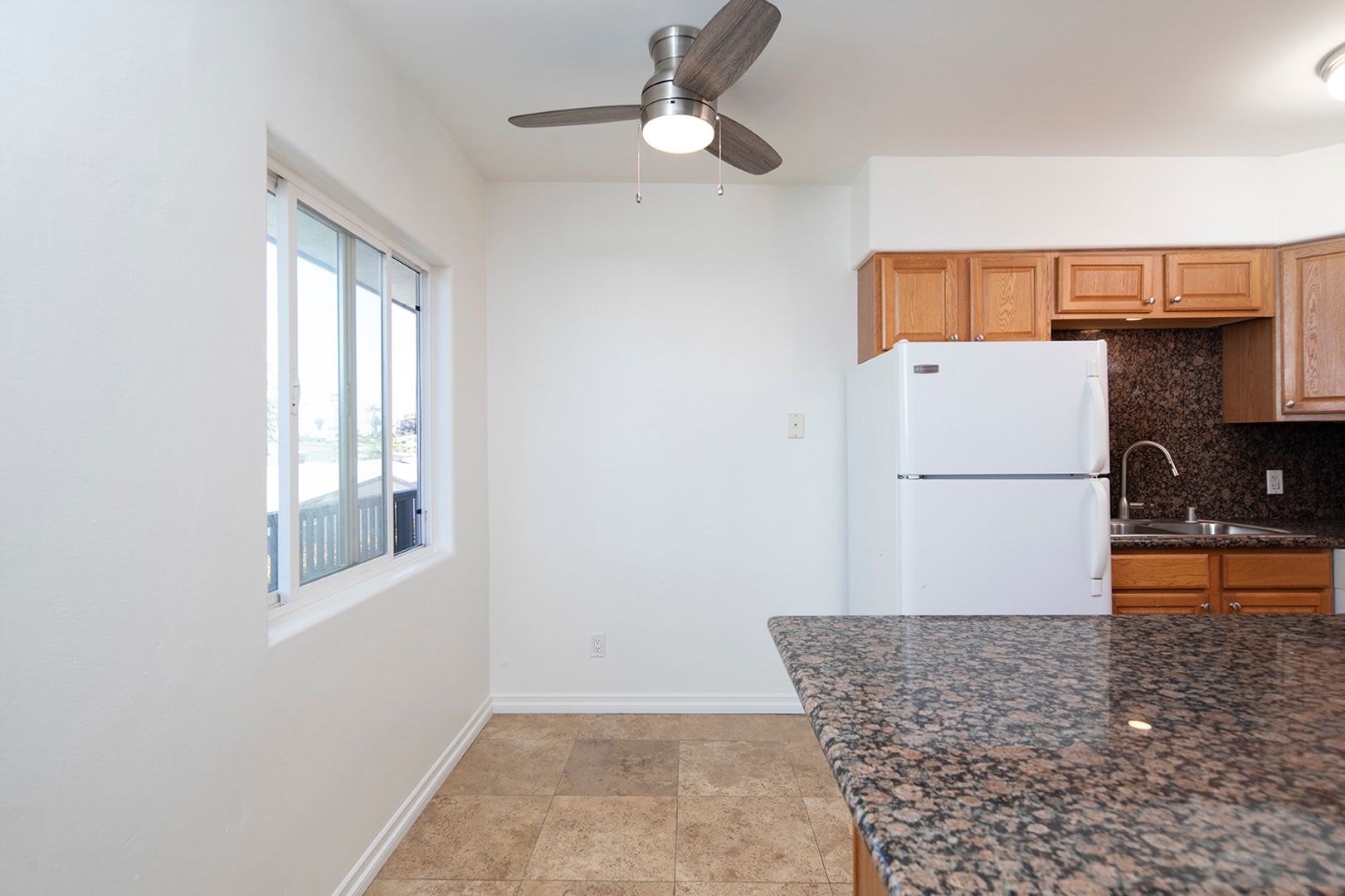 *OPEN HOUSE: 8/29 10AM-12PM* 1Br in Amazing Carlsbad Location