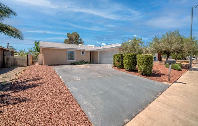 *NO HOA* MOVE-IN READY SINGLE-STORY 3-BEDROOM HOME WITH RV GATE!