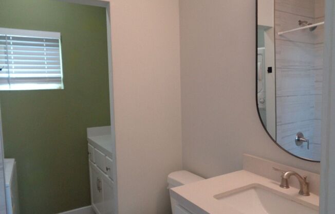 1106 S MONTEZUMA AVE