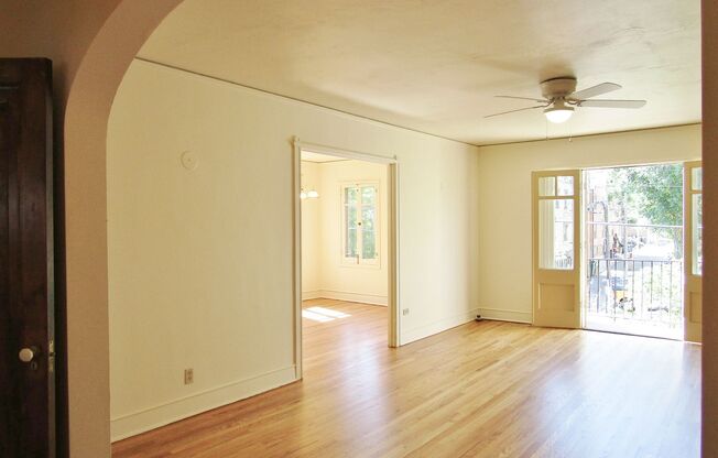 2 beds, 1 bath, $1,945, Unit 10