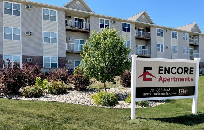 Encore Apartments - Located in quiet residential neighborhood in NE Minot