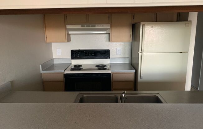 1 bed, 1 bath, 575 sqft, $944, Unit 325
