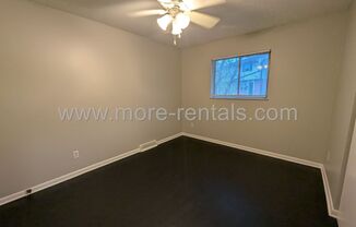 2 beds, 1 bath, 852 sqft, $1,095, Unit 1633 Carstare Dr