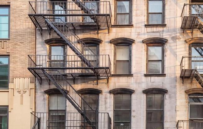 155 CHAMBERS ST