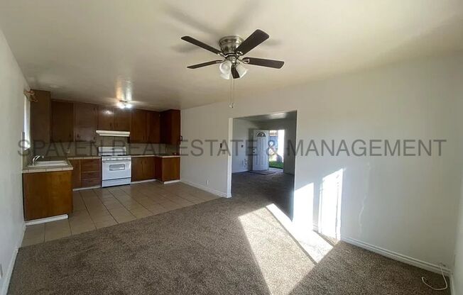 2 beds, 1 bath, 1,000 sqft, $1,695, Unit 10389