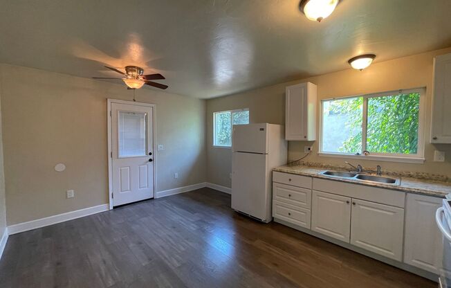 2 beds, 1 bath, $2,490