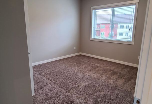 2 beds, 2 baths, $1,525, Unit 217