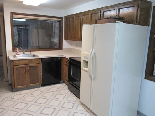 Large one level home with secluded backyard!