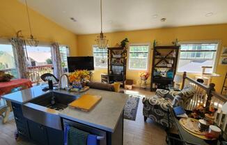 1158 WALPEN DR
