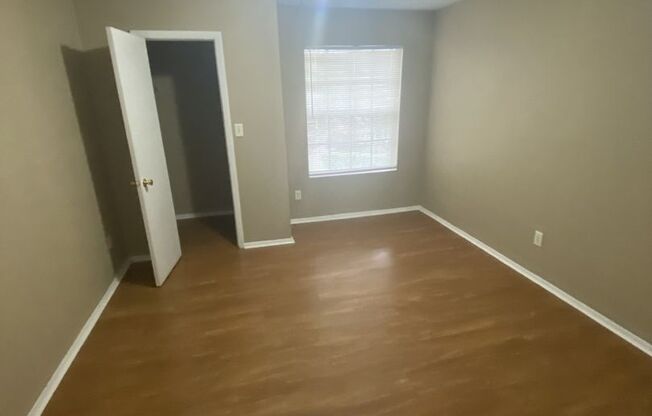 1 bedroom 1 bath with fireplace and a view