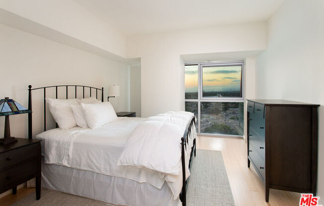 1 bed, 1.5 baths, 996 sqft, $4,495, Unit 1609