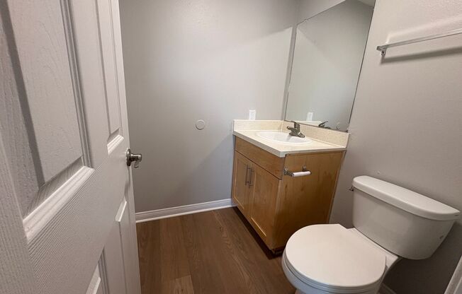 2 beds, 1.5 baths, 866 sqft, $2,800, Unit 810A8