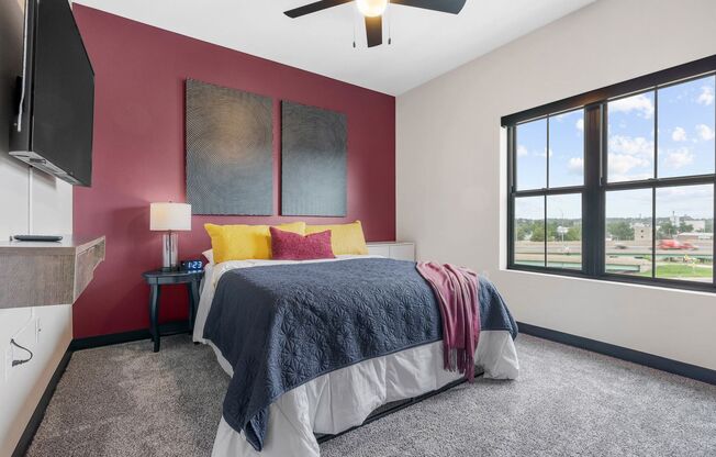 2 beds, 1 bath, 839 sqft, $1,460, Unit #304
