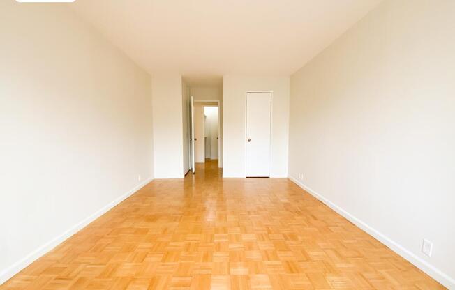 1 bed, 1 bath, 780 sqft, $5,000, Unit 7I