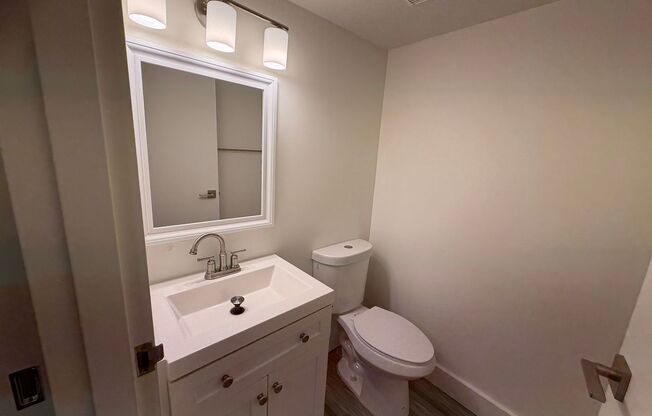 2 beds, 1.5 baths, 950 sqft, $1,545, Unit 232W