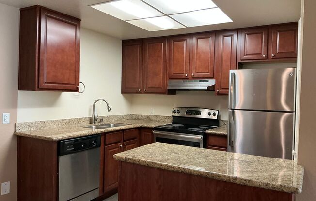 2 beds, 1 bath, 850 sqft, $1,795, Unit #240