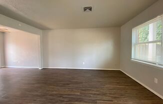 2 beds, 1.5 baths, $825