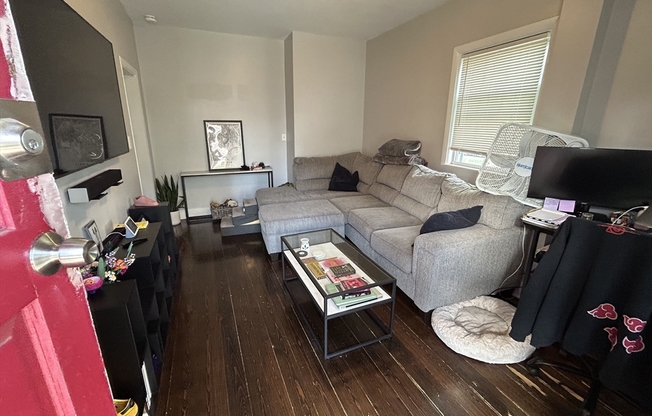 26 TAPLEY AVE