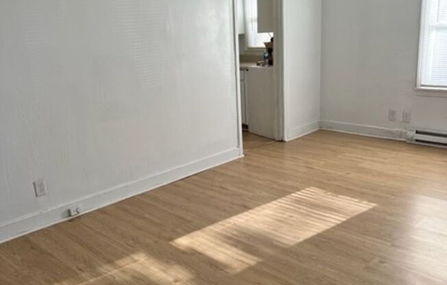 Cute 3 Br, 1 Bath home for rent