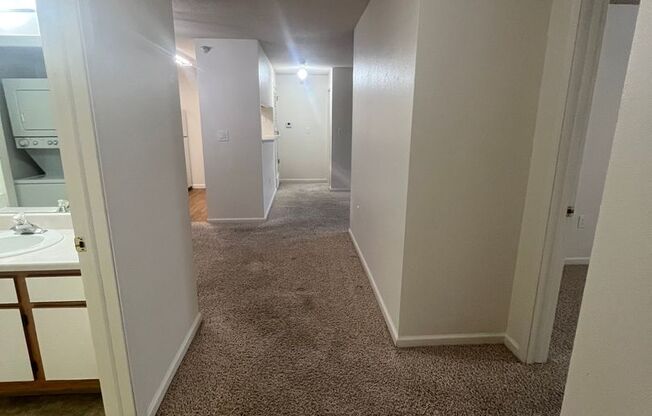 2 beds, 2 baths, 1,080 sqft, $1,189, Unit 42