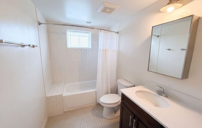 2 beds, 1 bath, 826 sqft, $2,600, Unit 510