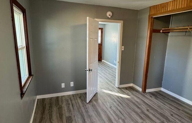 1 bed, 1 bath, $1,250, Unit 211 W