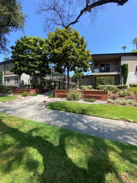 999 E. Locust St