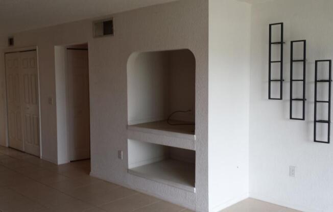 2 Bed 2 Bath Condo of 14037 Fairway Island Dr 225