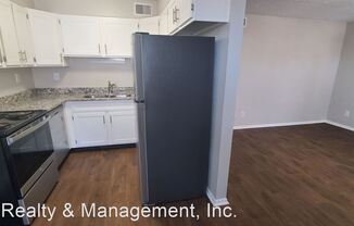 2114 Vernon Ct
