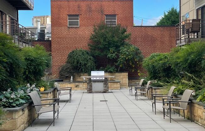 Friendship Heights Modern One Bedroom Off Wisconsin Ave W/Private Balcony, Private Parking & Much More!