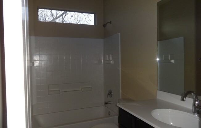 1103 W Martin Luther King