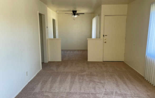 211 W FAIRVIEW