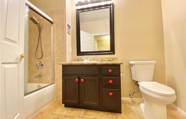 3 beds, 2 baths, $1,750, Unit # 2020