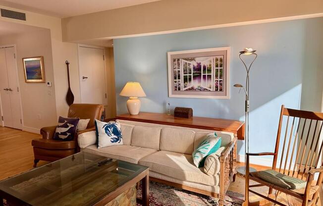 2 beds, 2 baths, 1,315 sqft, $4,500