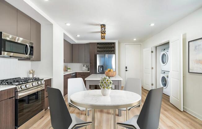 Cook and entertain in style at Modera Parkside! Our gourmet kitchens feature elegant quartz countertops, upgraded fixtures, and custom cabinetry with soft-close doors, providing the perfect blend of luxury and functionality in the heart of Midtown Atlanta.