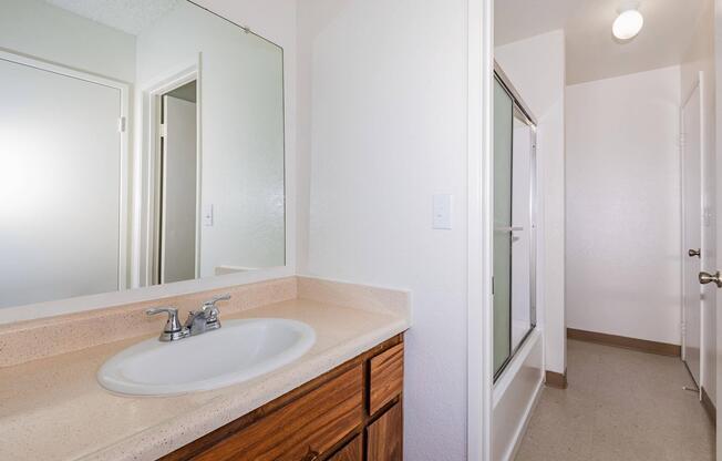 2 beds, 1.3 baths, 956 sqft, $1,500