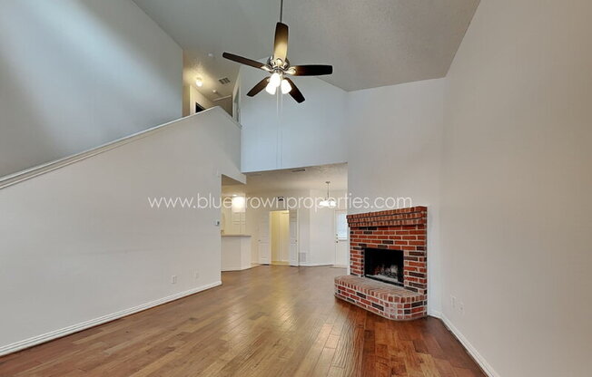 1409 POST OAK DR