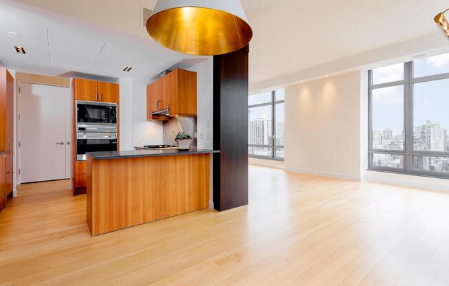 450 E 83 ST