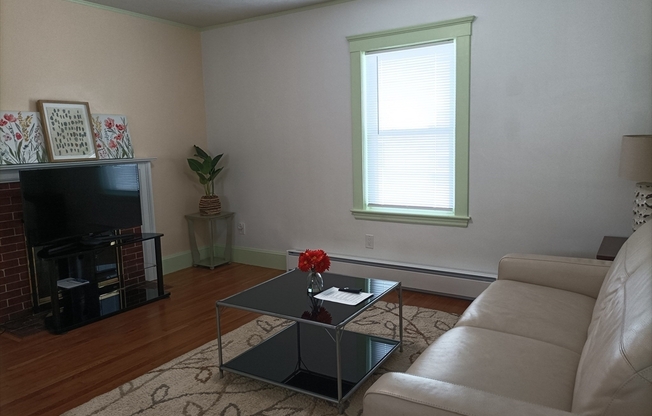 1 NEWTON AVE