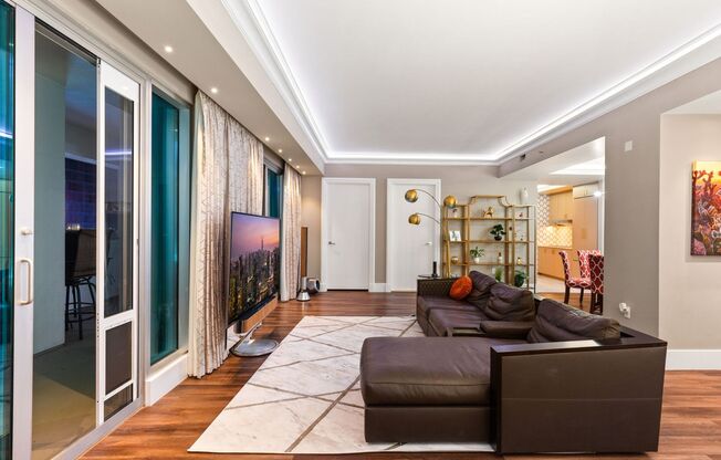 2 beds, 2 baths, $5,500