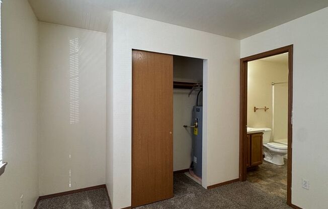 1 bed, 1 bath, $1,114, Unit 210