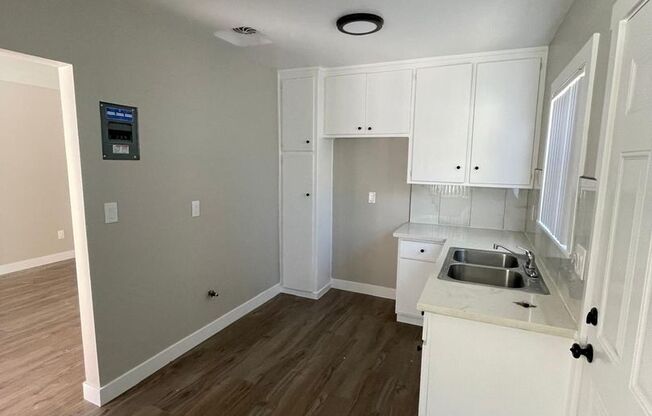 1616 Cherry Lane