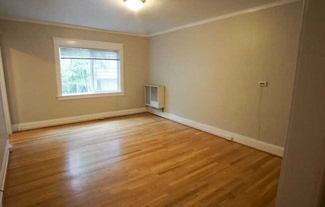 Studio, 1 bath, $1,155, Unit 16