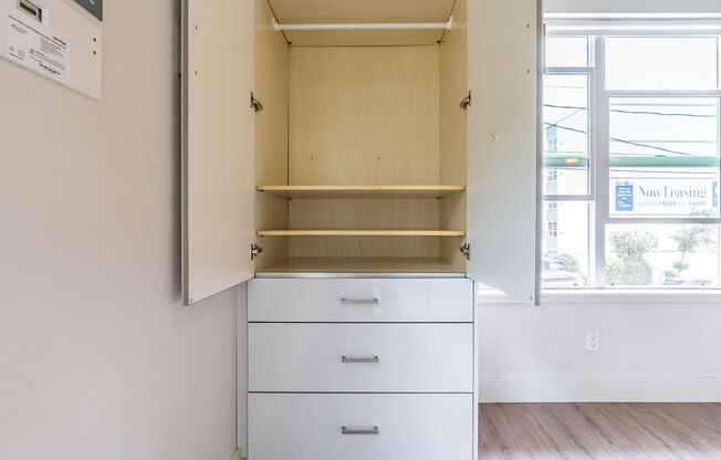 Studio, 1 bath, $799