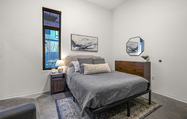 1 bed, 1 bath, 677 sqft, $1,395, Unit 3323